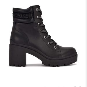Nine West black combat boots size 9